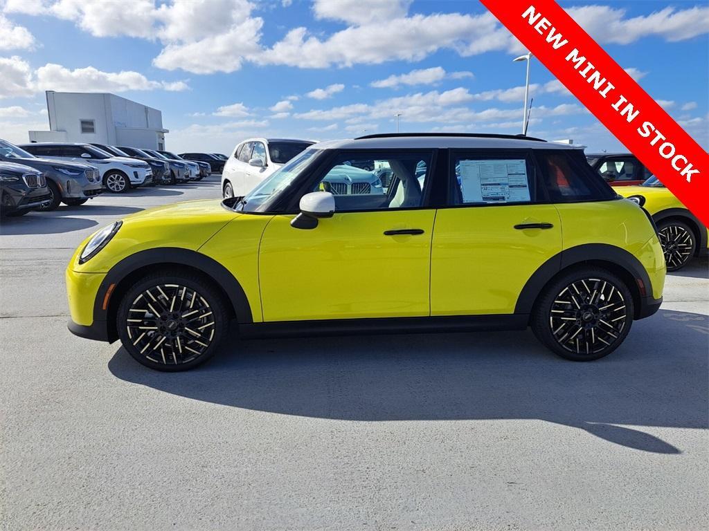 new 2025 MINI Hardtop car, priced at $38,145