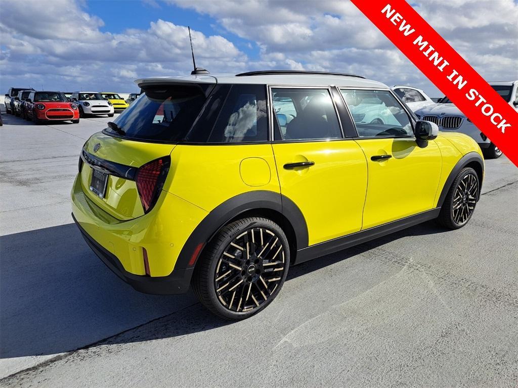 new 2025 MINI Hardtop car, priced at $38,145