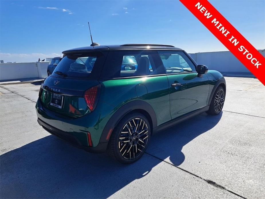 new 2025 MINI Hardtop car, priced at $34,495