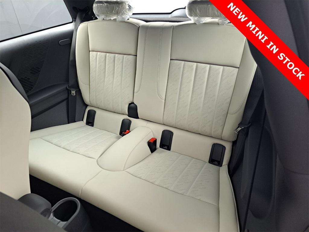 new 2025 MINI Hardtop car, priced at $37,325