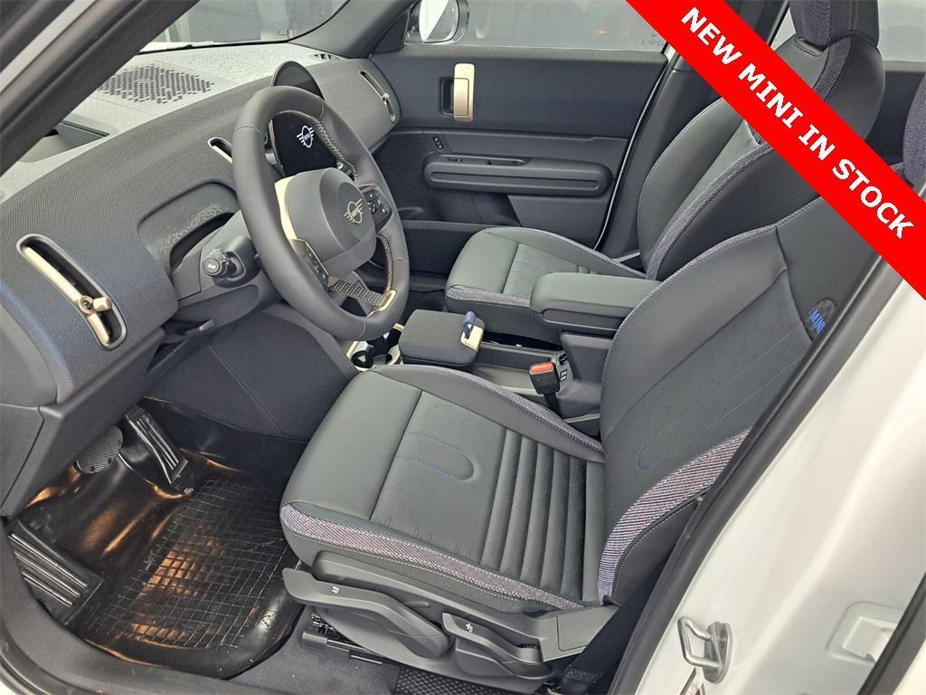 new 2025 MINI Countryman car, priced at $40,075