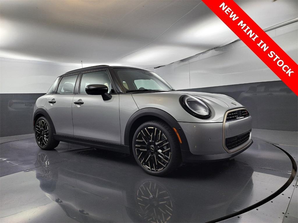 new 2025 MINI Hardtop car, priced at $37,845