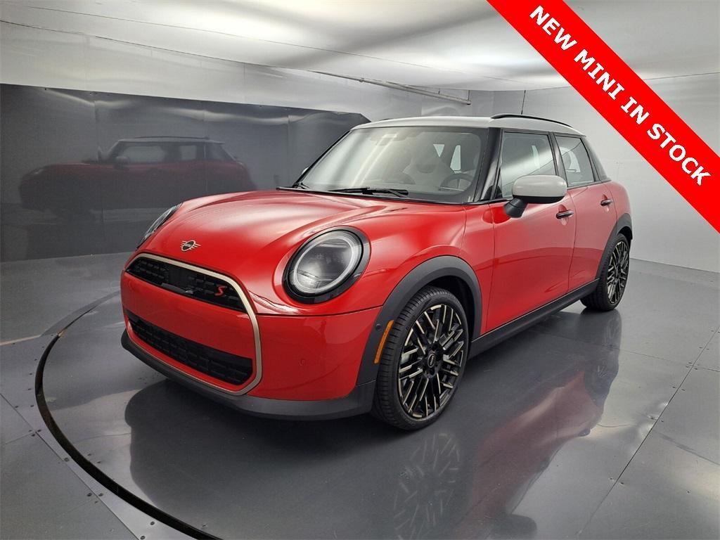 new 2025 MINI Hardtop car, priced at $38,025