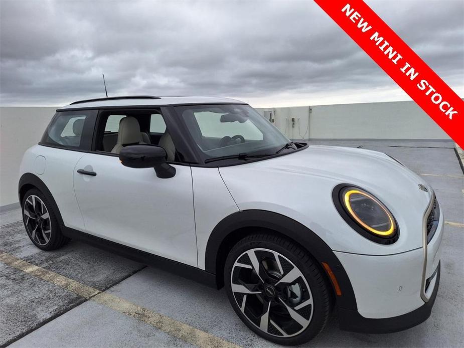 new 2025 MINI Hardtop car, priced at $34,280