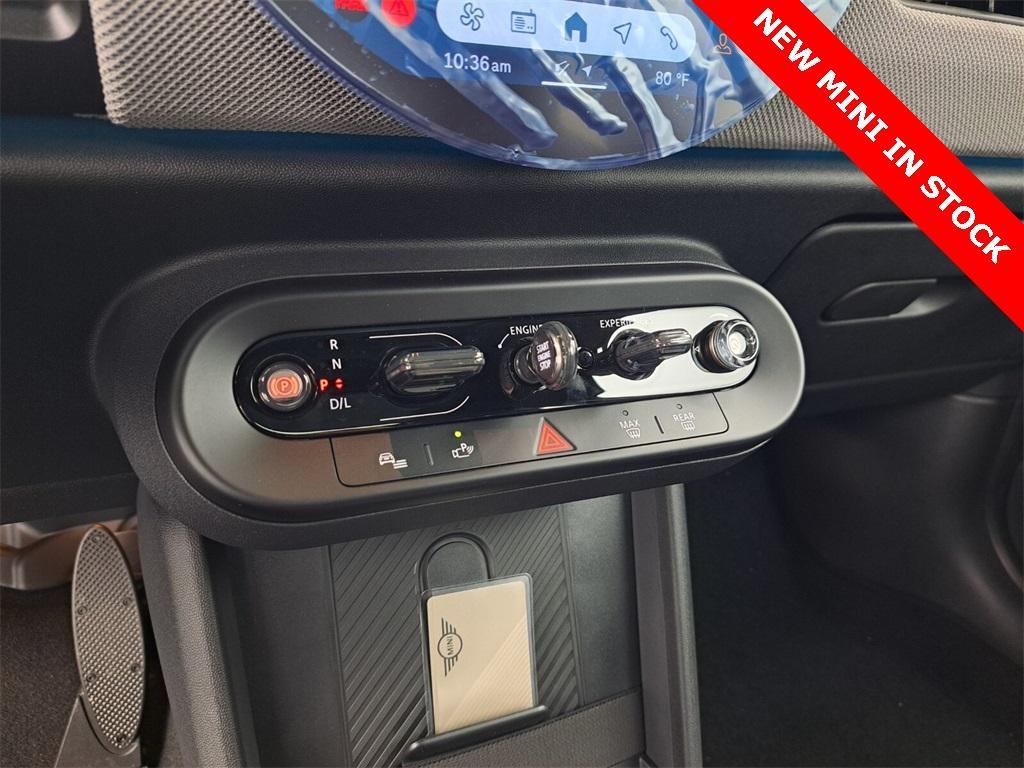 new 2025 MINI Hardtop car, priced at $37,325