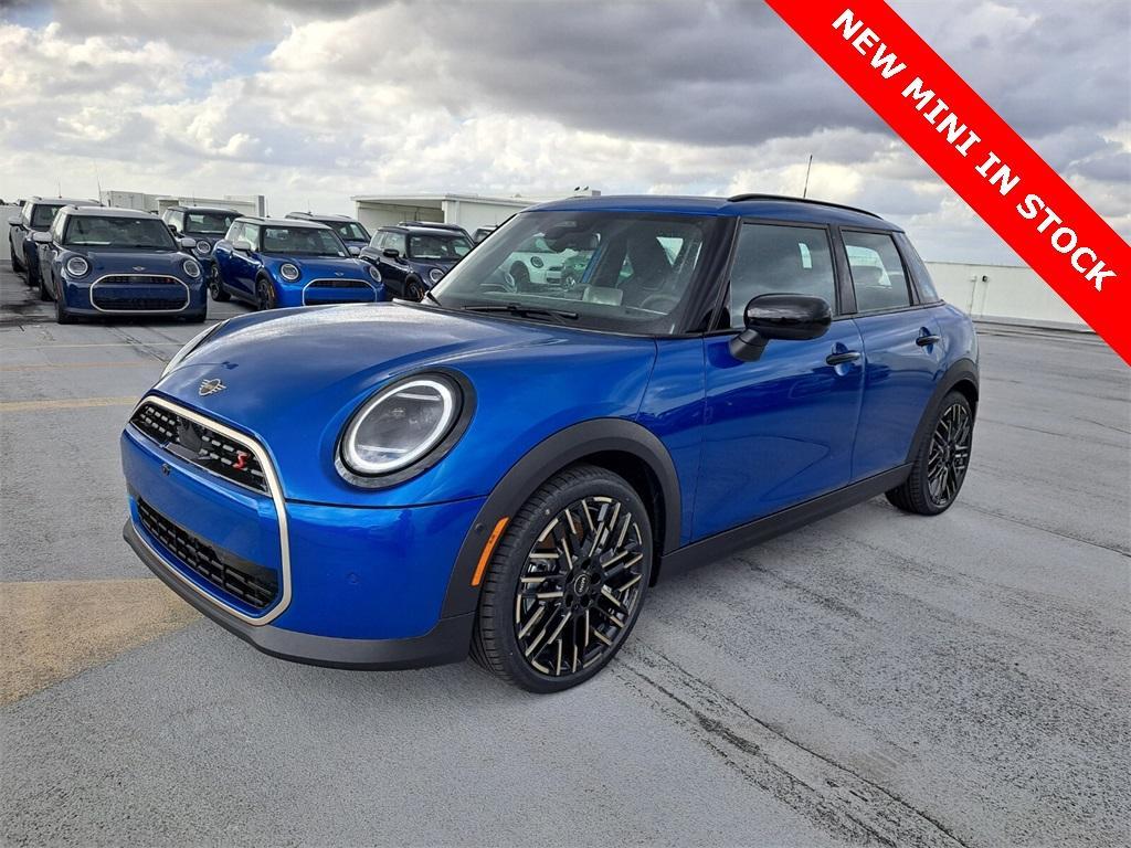 new 2025 MINI Hardtop car, priced at $39,545