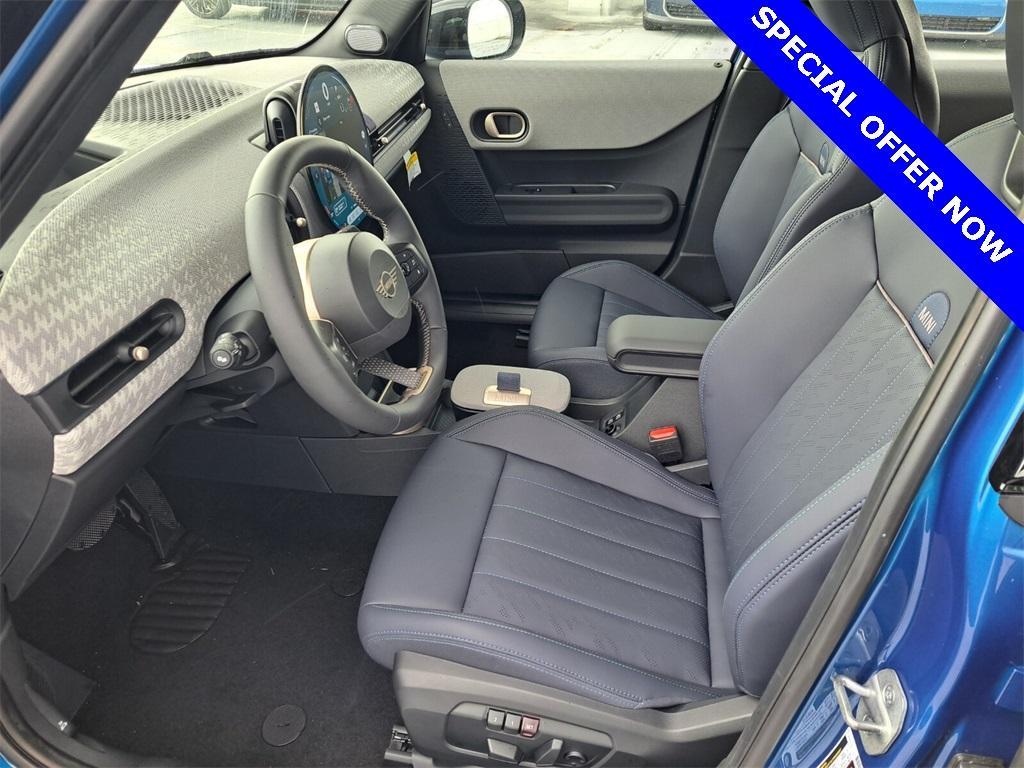 new 2025 MINI Hardtop car, priced at $39,545