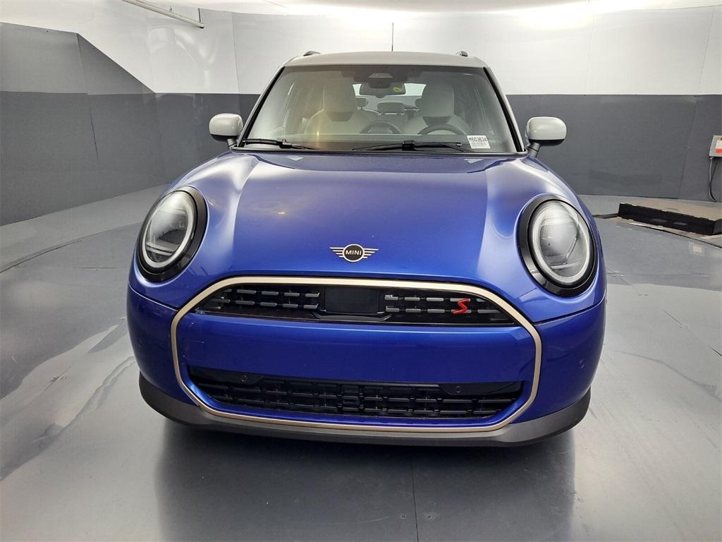 new 2025 MINI Hardtop car, priced at $38,325