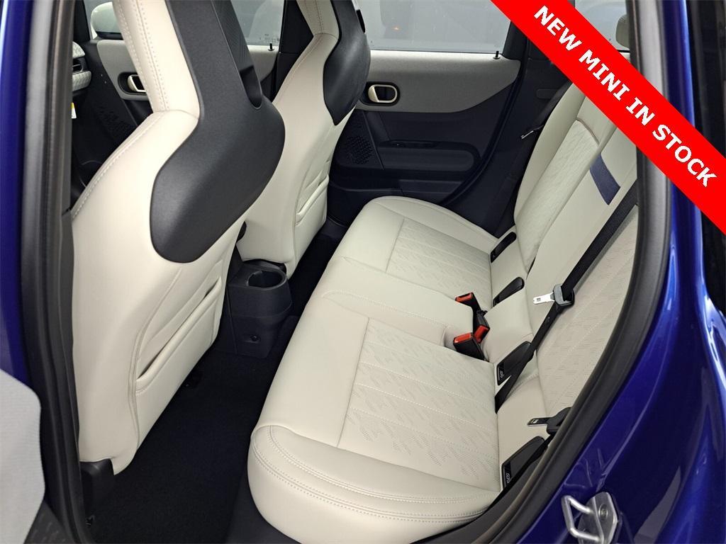 new 2025 MINI Hardtop car, priced at $38,325