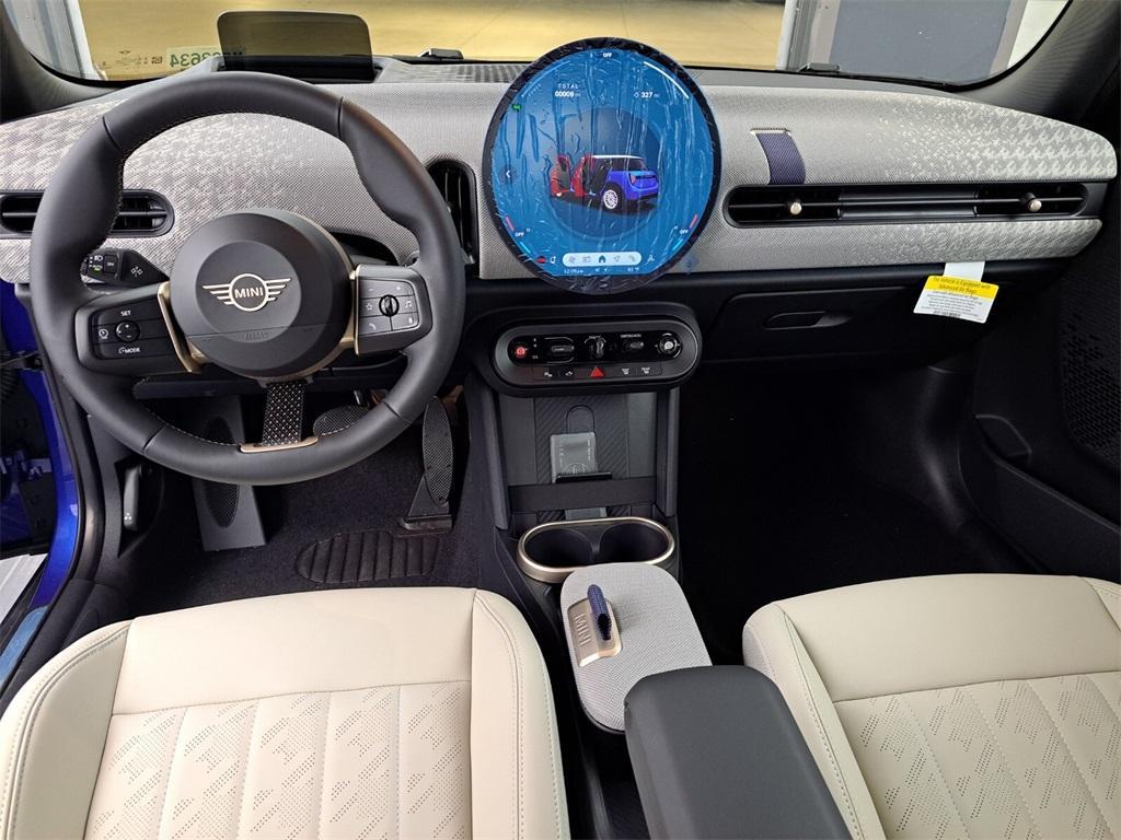 new 2025 MINI Hardtop car, priced at $38,325