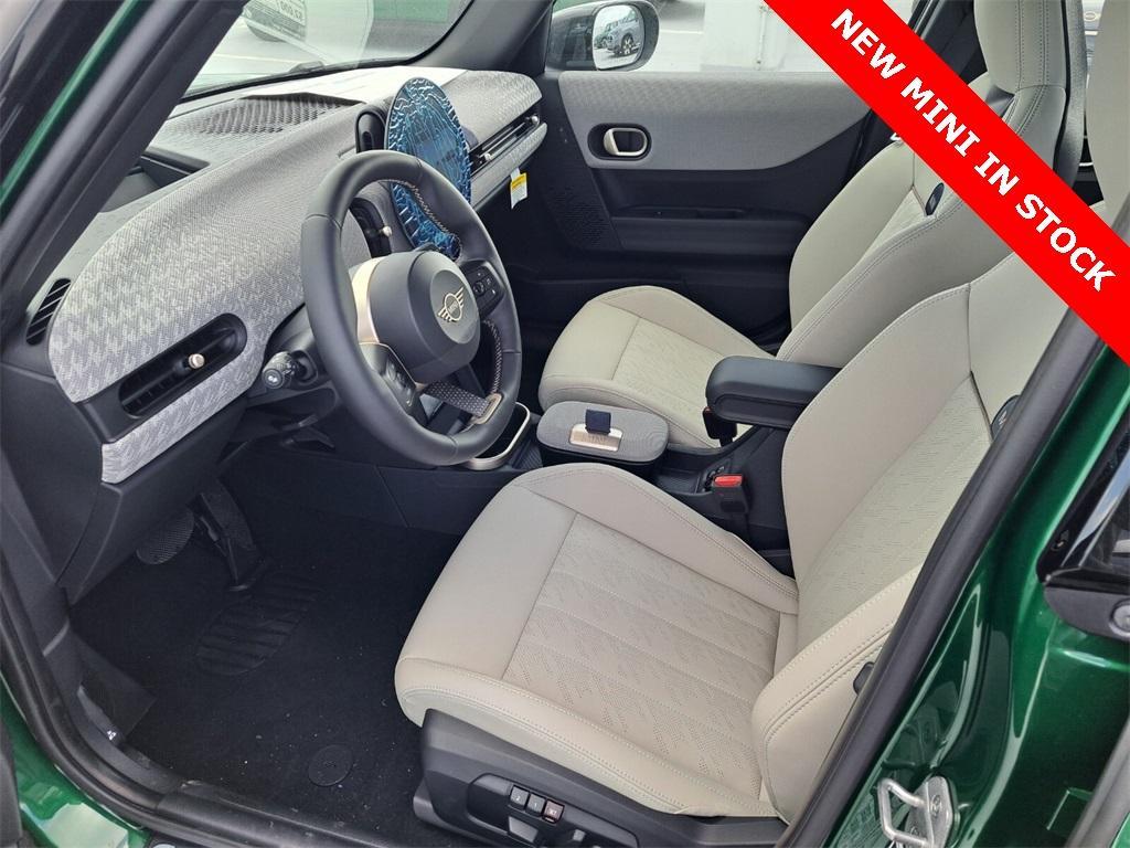 new 2025 MINI Hardtop car, priced at $38,410
