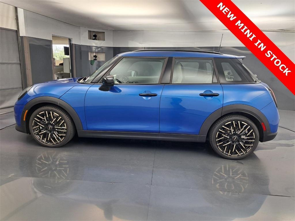 new 2025 MINI Hardtop car, priced at $38,410