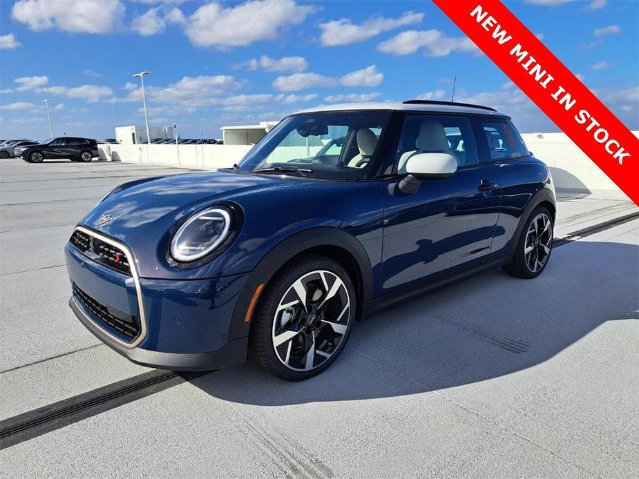 new 2025 MINI Hardtop car, priced at $38,545