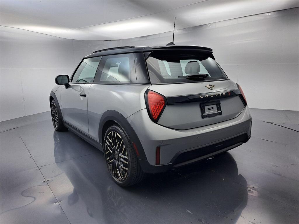 used 2025 MINI Hardtop car, priced at $36,995