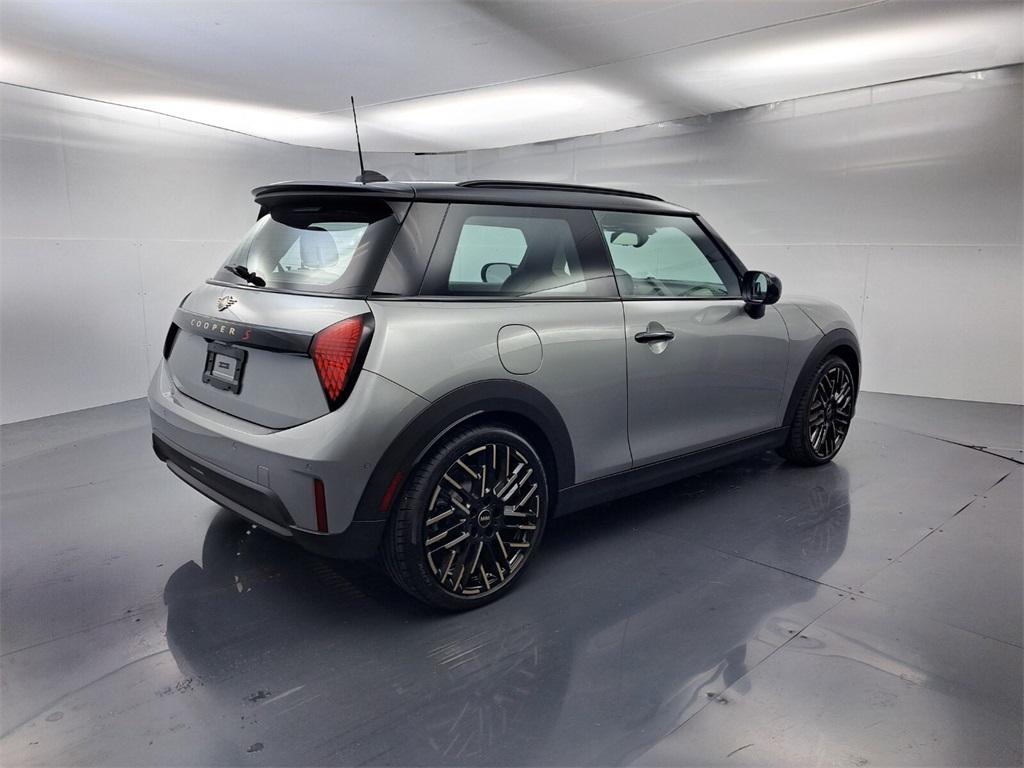 used 2025 MINI Hardtop car, priced at $36,995