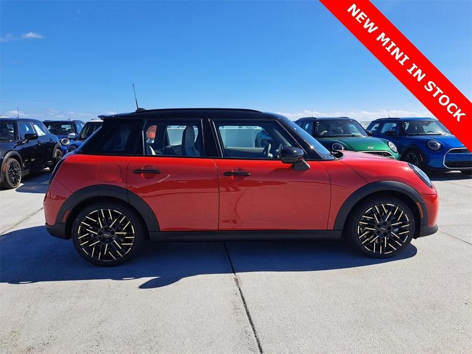 new 2025 MINI Hardtop car, priced at $37,845