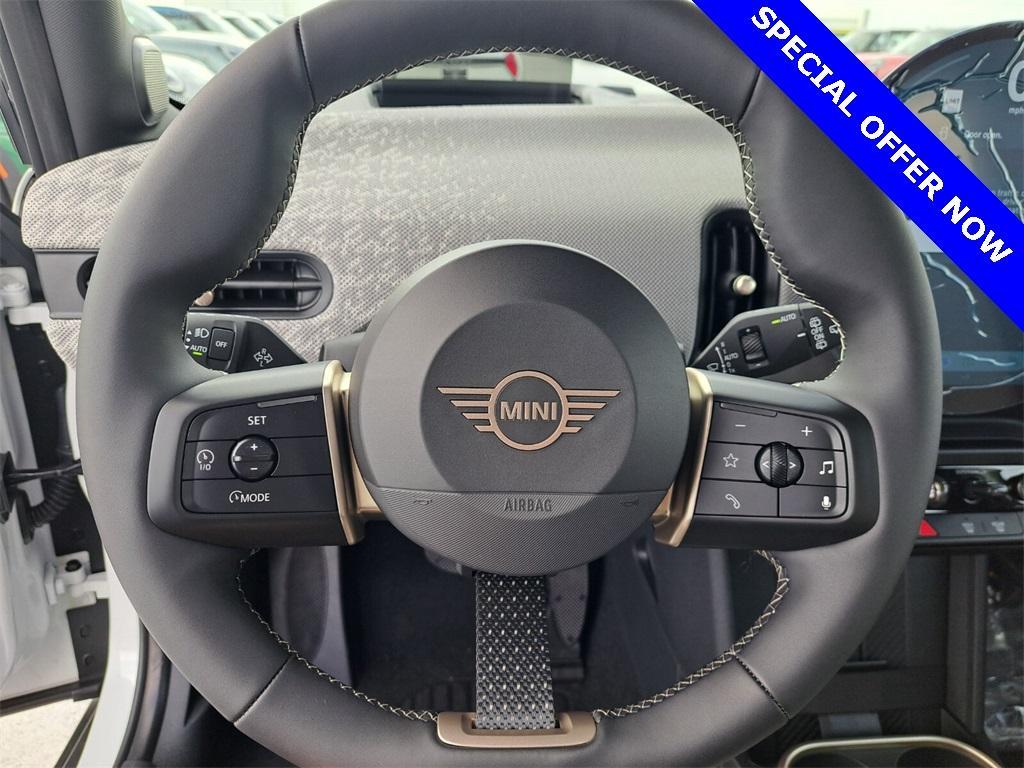 new 2025 MINI Hardtop car, priced at $39,545