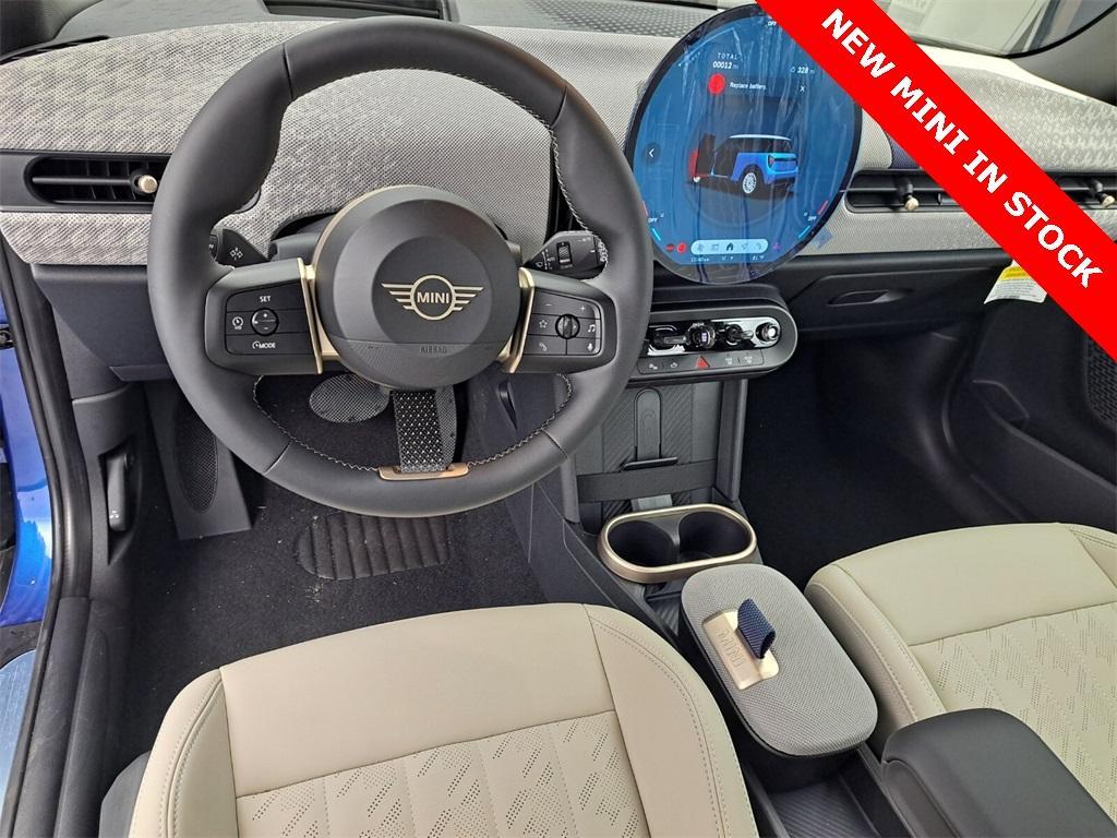 new 2025 MINI Hardtop car, priced at $37,325