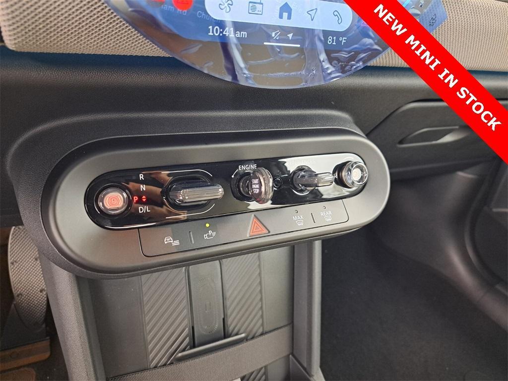 new 2025 MINI Hardtop car, priced at $37,325