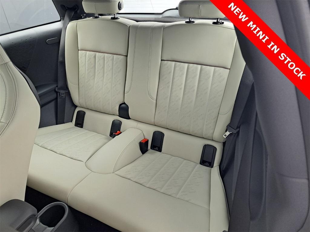 new 2025 MINI Hardtop car, priced at $37,325