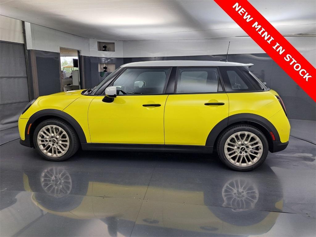 new 2025 MINI Hardtop car, priced at $37,410