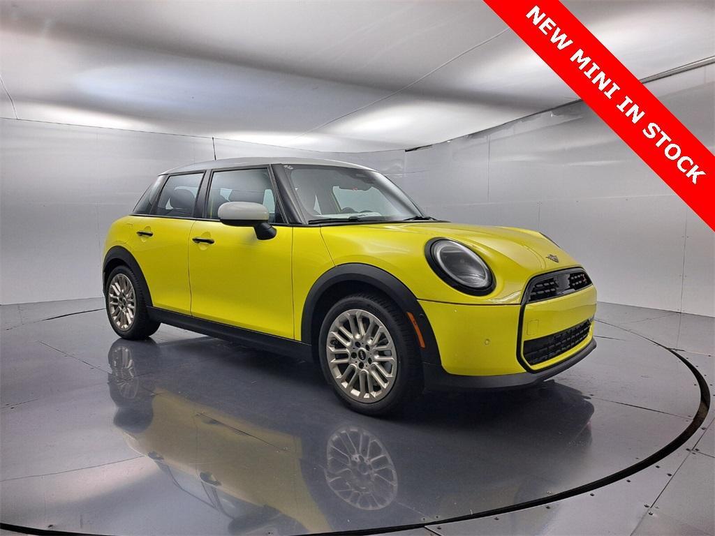 new 2025 MINI Hardtop car, priced at $37,410