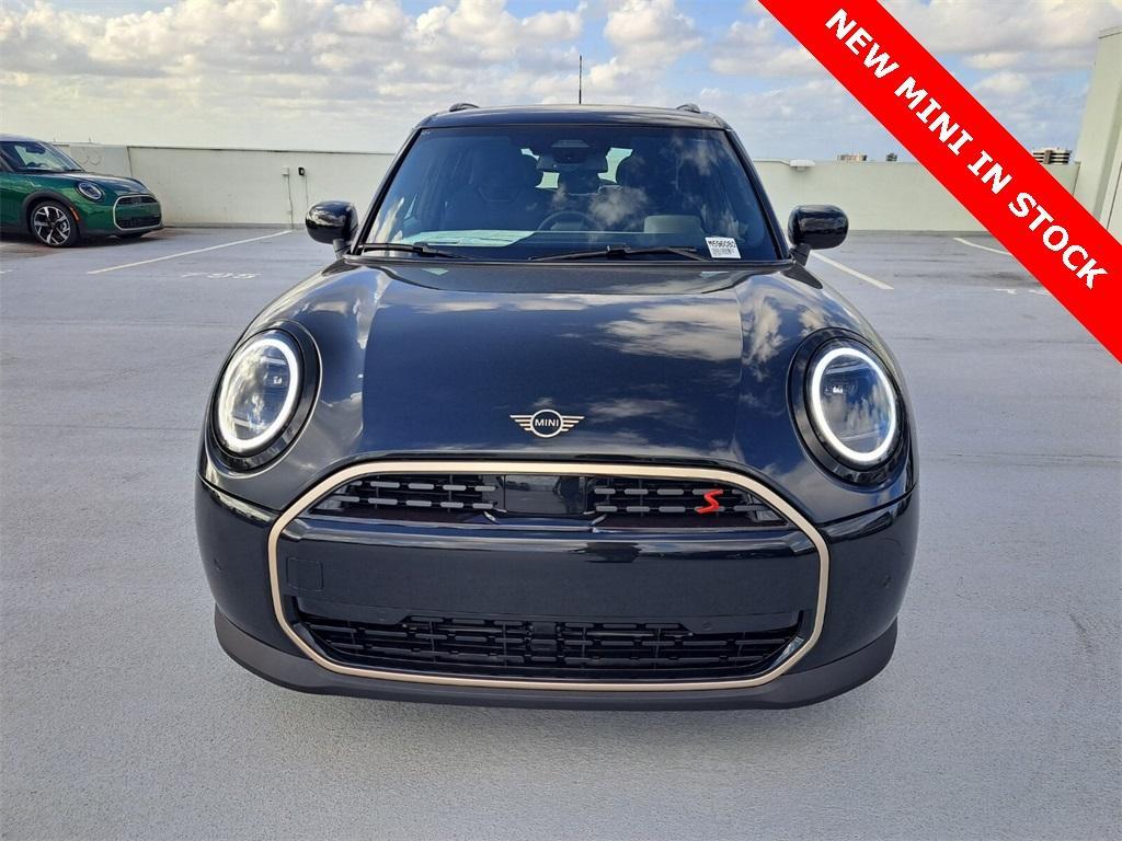 new 2025 MINI Hardtop car, priced at $38,960