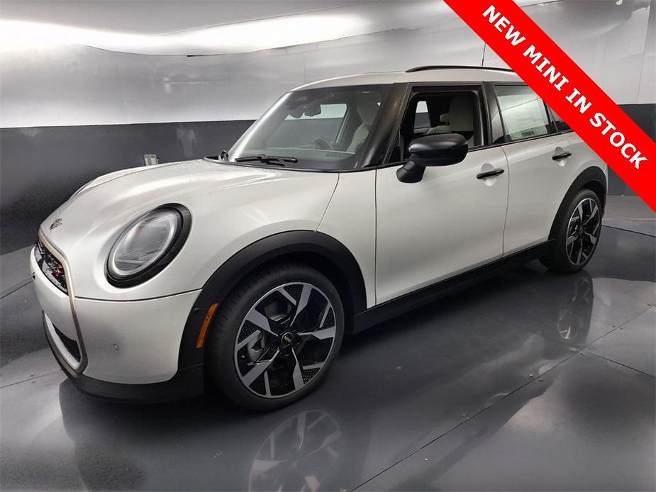 new 2025 MINI Hardtop car, priced at $39,545