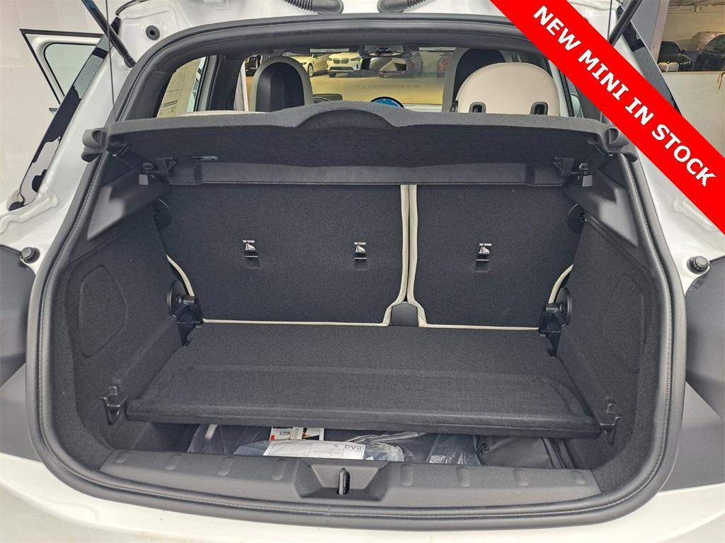 new 2025 MINI Hardtop car, priced at $38,625