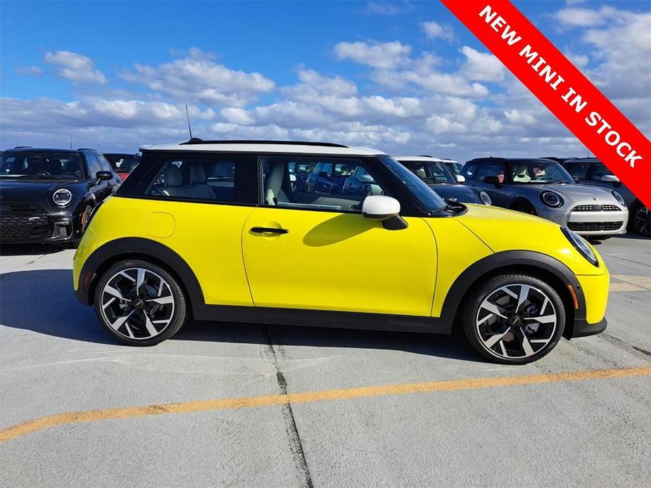 new 2025 MINI Hardtop car, priced at $37,145