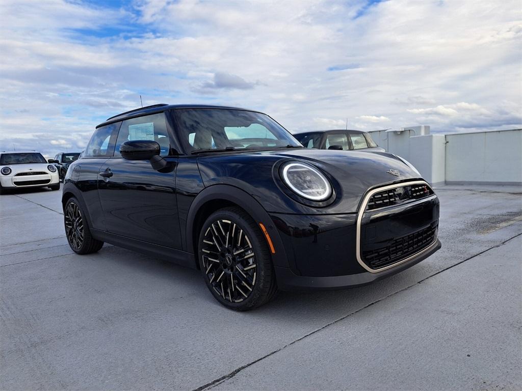 new 2025 MINI Hardtop car, priced at $37,530