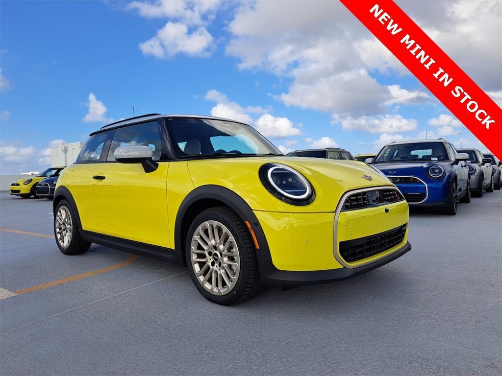 new 2025 MINI Hardtop car, priced at $38,725