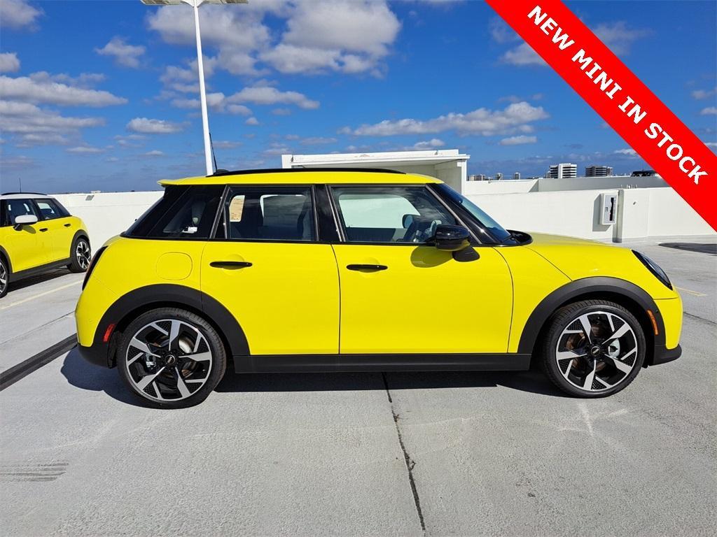 new 2025 MINI Hardtop car, priced at $39,080