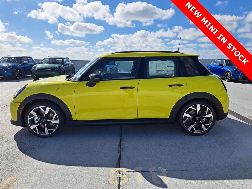 new 2025 MINI Hardtop car, priced at $39,080