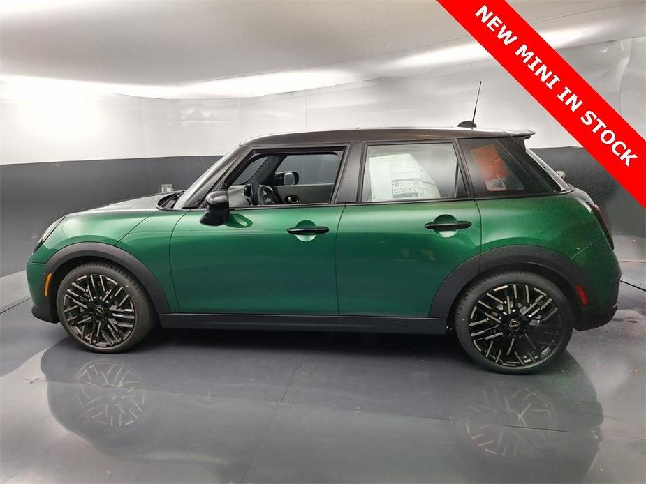 new 2025 MINI Hardtop car, priced at $37,895