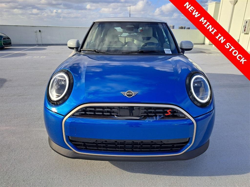 new 2025 MINI Hardtop car, priced at $37,075