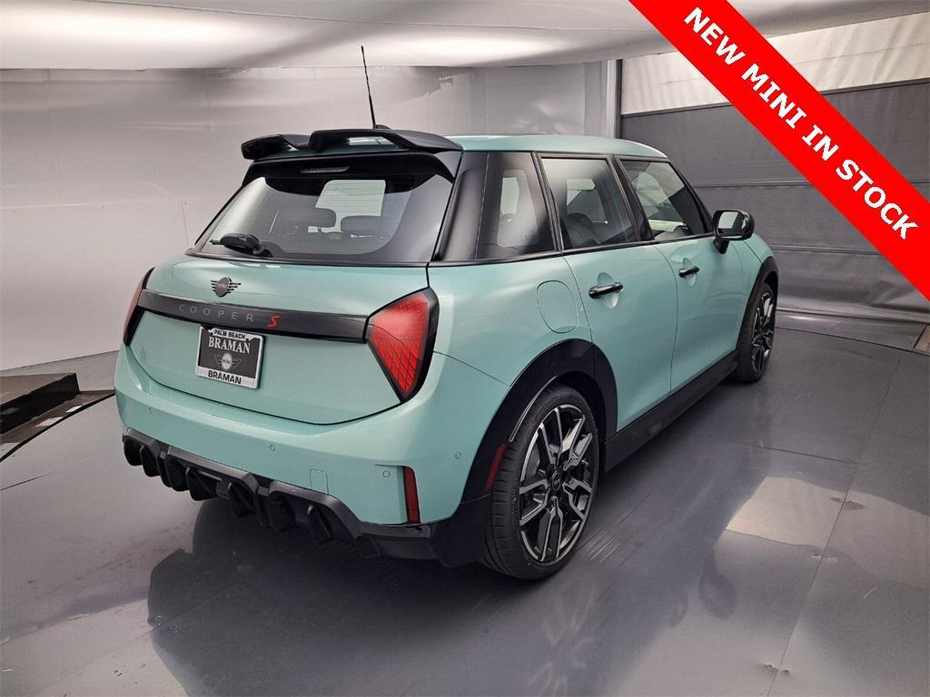new 2026 MINI Hardtop car, priced at $41,525
