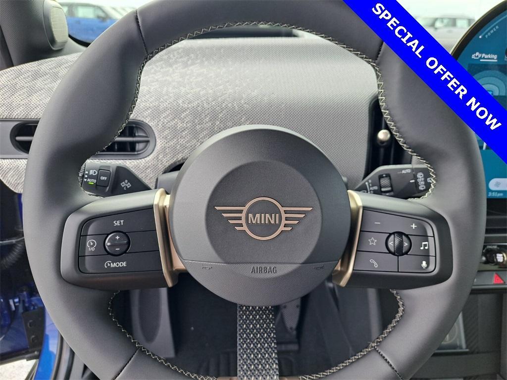 new 2025 MINI Hardtop car, priced at $38,995
