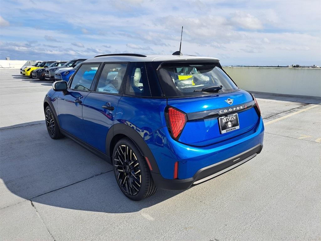 new 2025 MINI Hardtop car, priced at $39,545