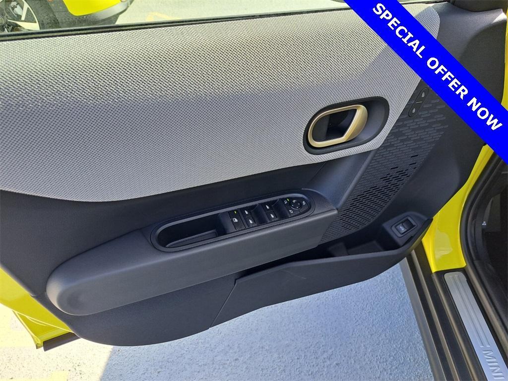 new 2025 MINI Hardtop car, priced at $39,080
