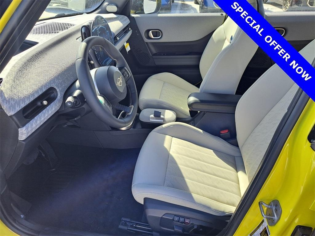 new 2025 MINI Hardtop car, priced at $39,080