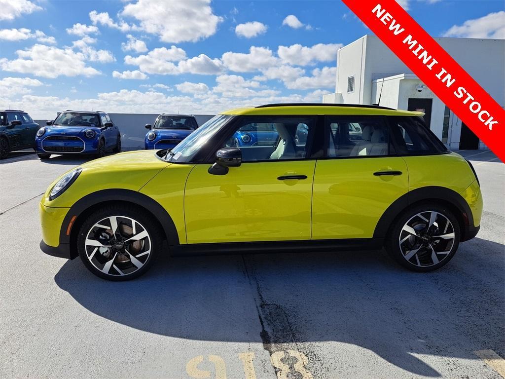 new 2025 MINI Hardtop car, priced at $39,080