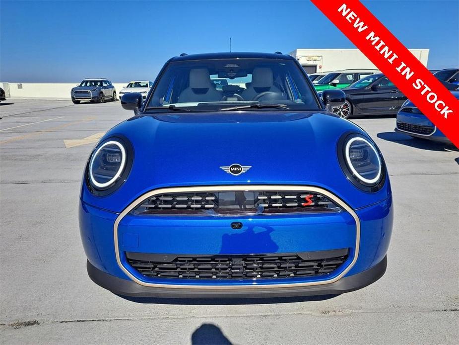 new 2025 MINI Hardtop car, priced at $40,130