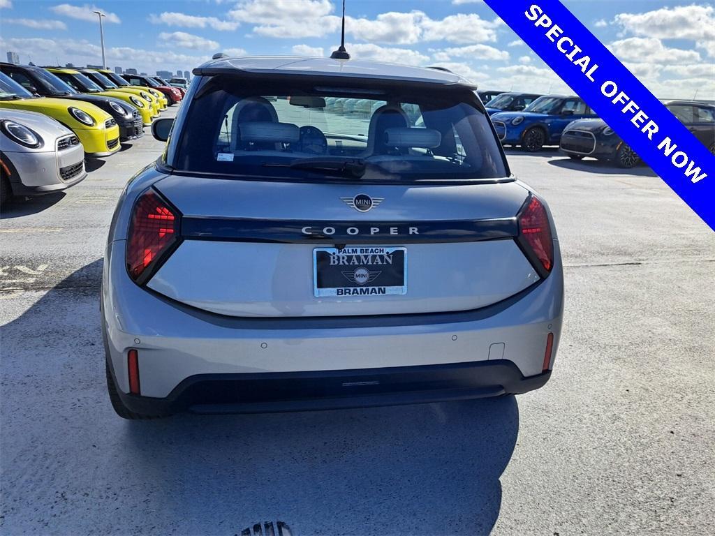 new 2025 MINI Hardtop car, priced at $34,195