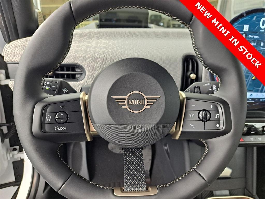 new 2025 MINI Hardtop car, priced at $38,875