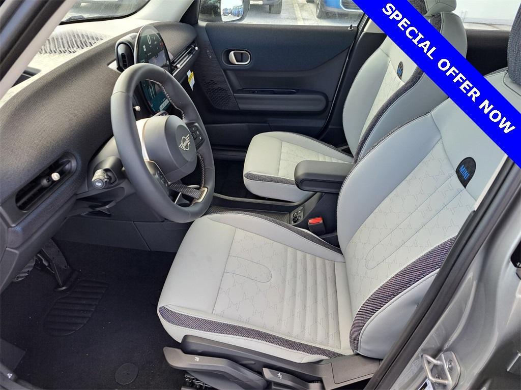new 2025 MINI Hardtop car, priced at $36,595