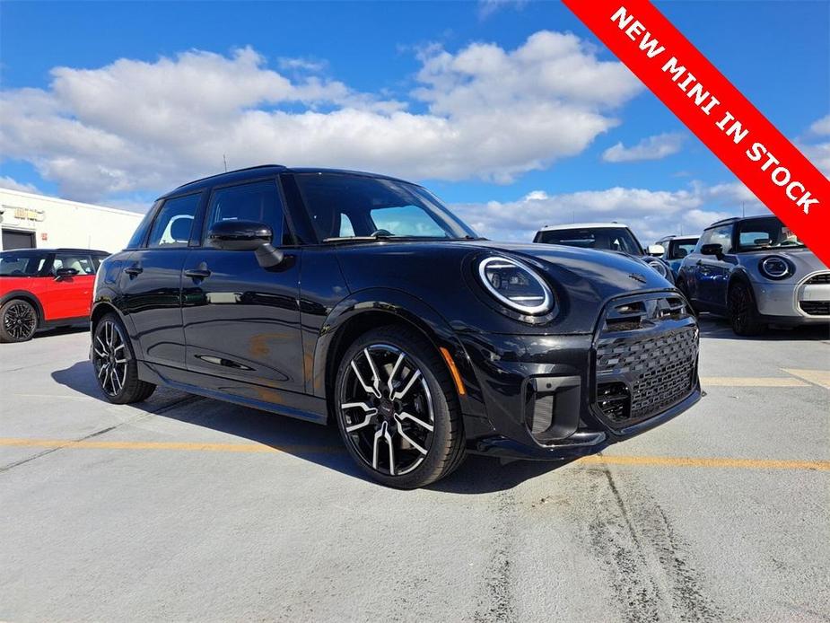 new 2025 MINI Hardtop car, priced at $40,745