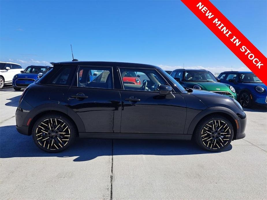 new 2025 MINI Hardtop car, priced at $37,595