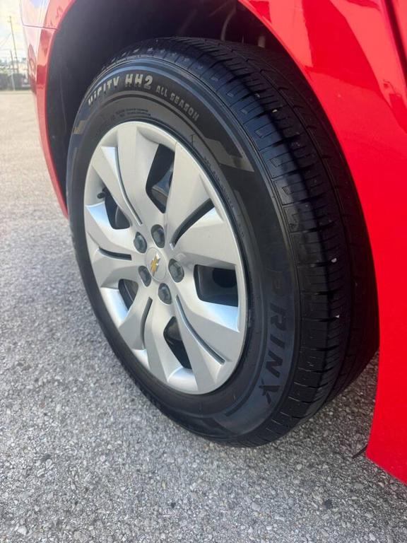 used 2015 Chevrolet Cruze car, priced at $6,999