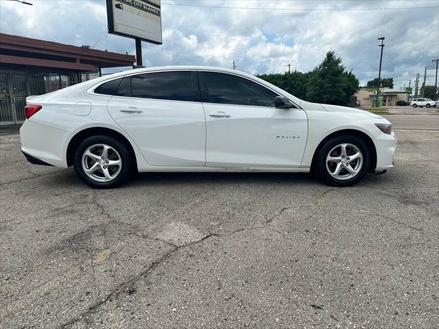 used 2018 Chevrolet Malibu car, priced at $8,499